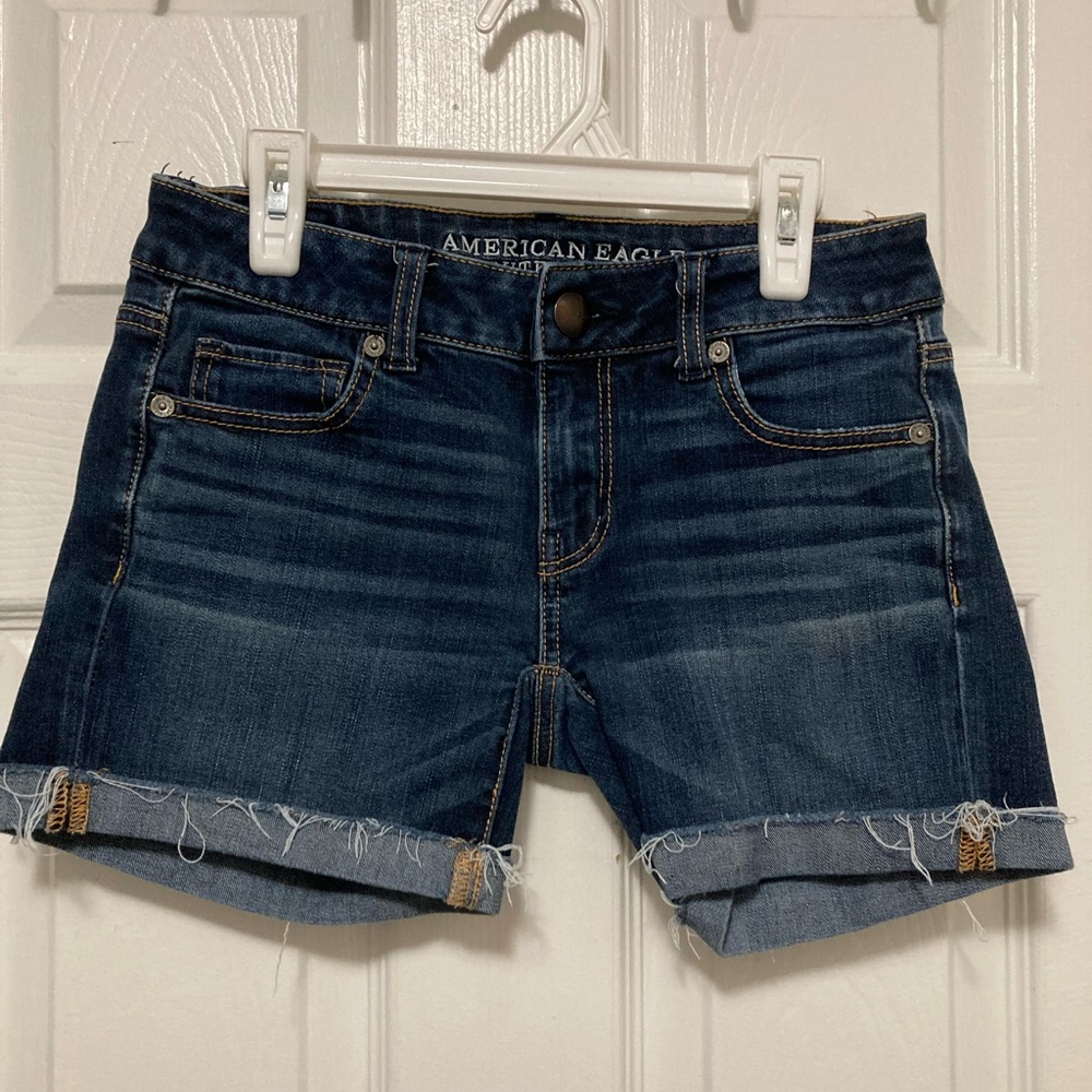 *American Eagle Dark Wash Size 0 Women’s Midi Cuffed Raw Hem Denim Shorts #M
